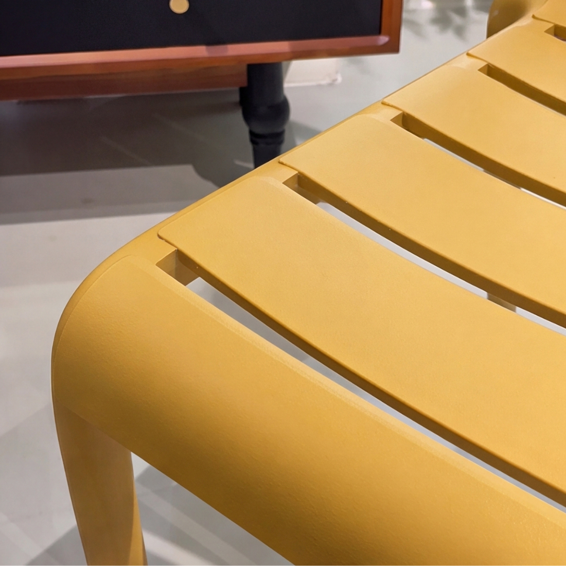 Stylish Plastic Patio Chair with Comfortable Backrest